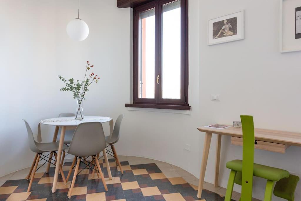 Big Bright Cozy Studio Apartment In Nolo Near Mm1 Milan Exterior photo